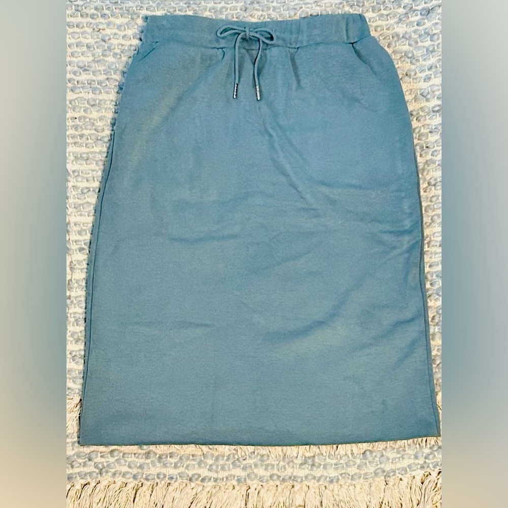 Paper Crane Dark Sage Midi Blanket Skirt